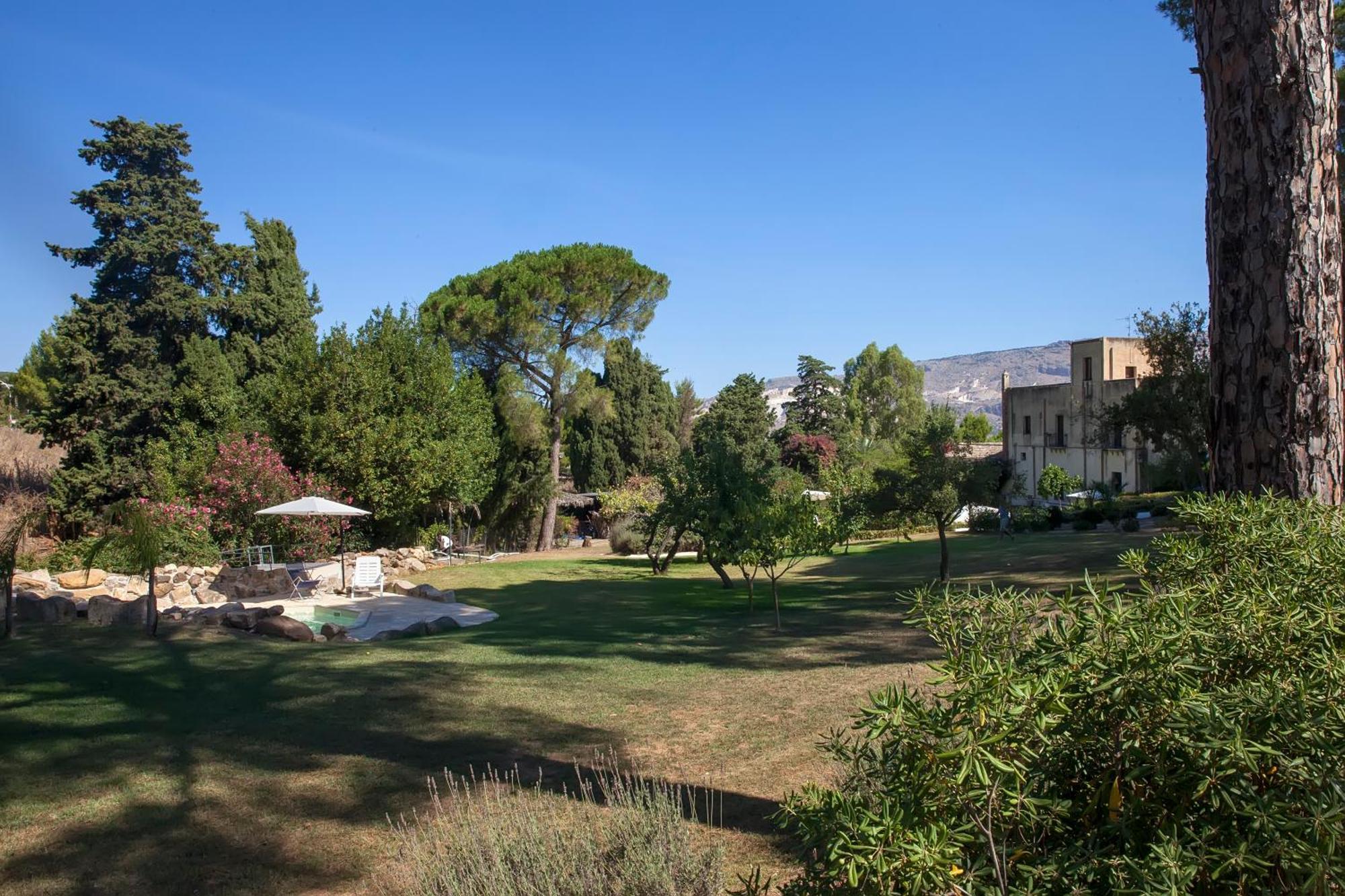 Agriturismo Baglio Fontana Бузето-Палиццоло Экстерьер фото